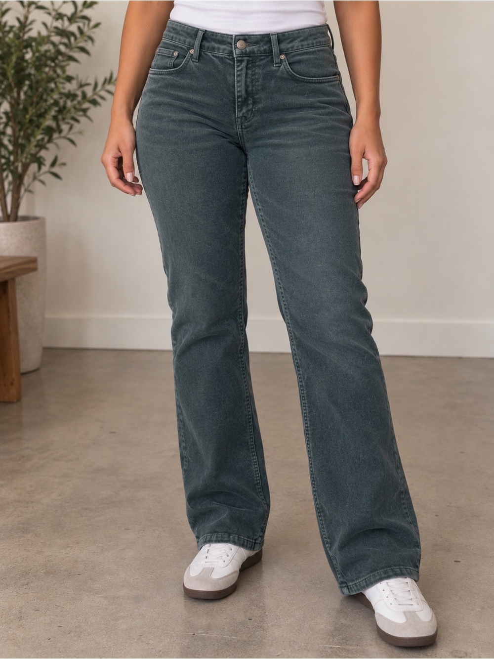 NYDJ Marilyn Straight Corduroy Pants – Size 8
